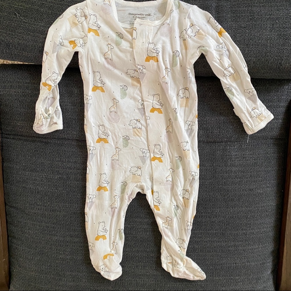 Magnetic Me 🧲 Elephant Hedgehog Bear Footie - MAGNETIC CLOSE!
